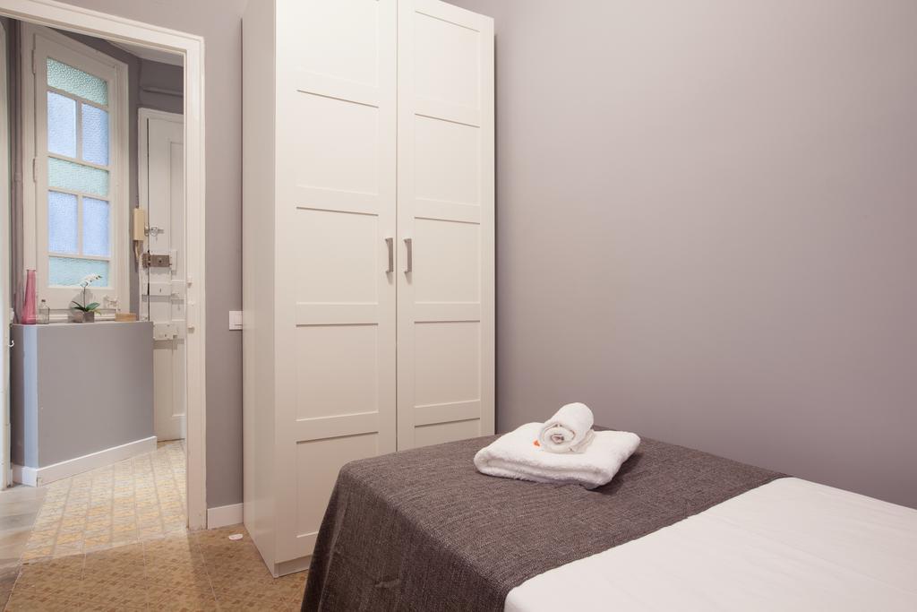 Enjoy Apartments Sofia Barcellona Esterno foto