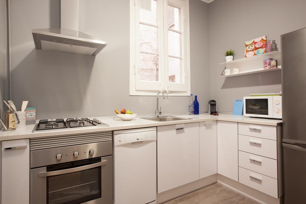 Enjoy Apartments Sofia Barcellona Esterno foto