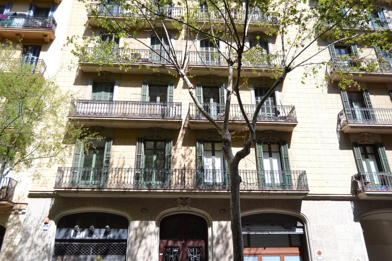 Enjoy Apartments Sofia Barcellona Esterno foto